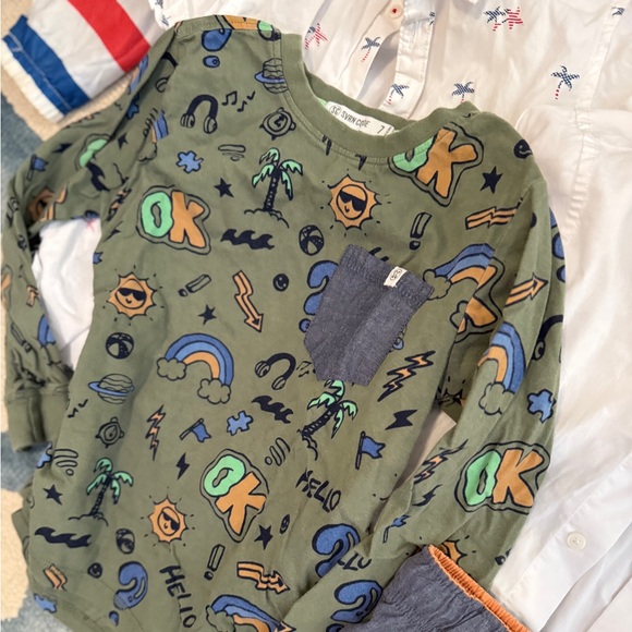 Bundle of Boys Clothes - Size 6-10 - Picture 6 of 10